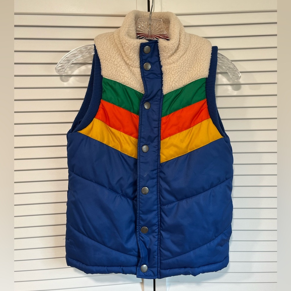 Cat & Jack kids insulated vest, size Medium (8/10)